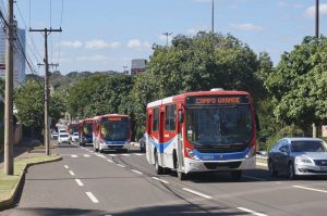 Linhas de ônibus terão horários diferenciados no feriado