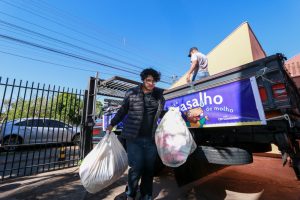 Praça do Rádio recebe Dia D da Campanha do Agasalho