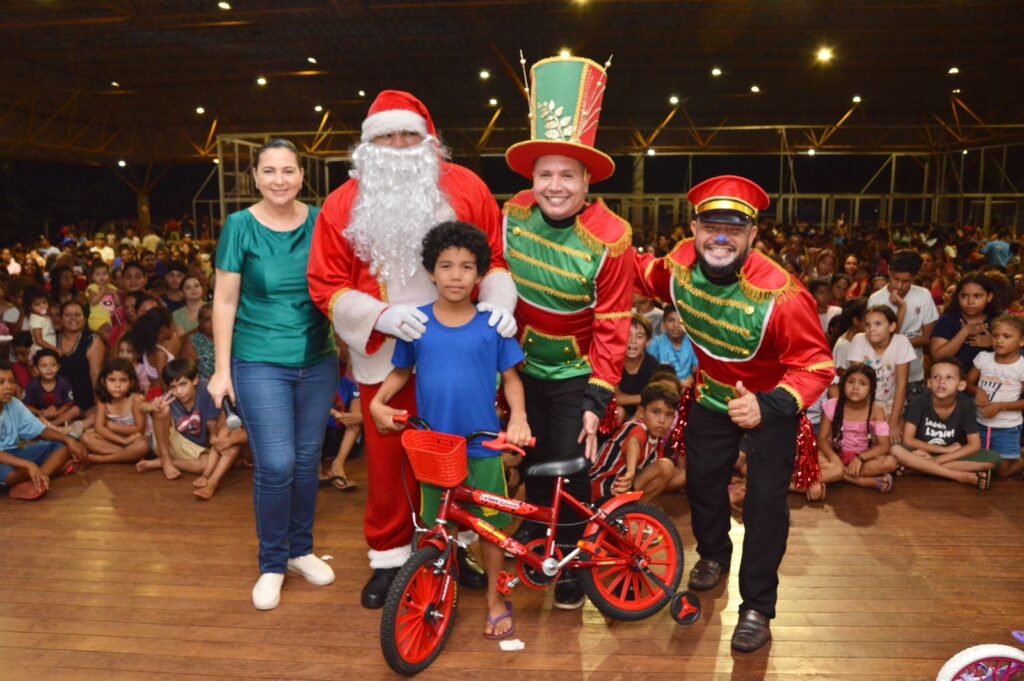 Natal dos Bairros estreia com sucesso no Parque Tarsila do Amaral e espalha alegria pela cidade