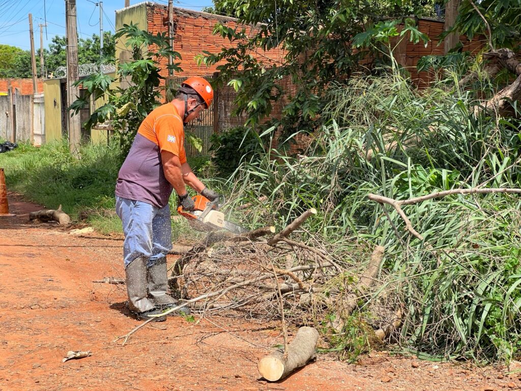 Prefeitura atua para atender população e mitigar danos causados pelas chuvas em Campo Grande