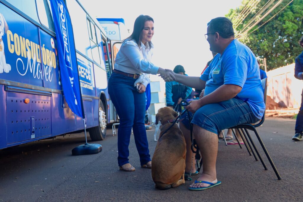 Vacinação contra a gripe reforça parceria entre Prefeitura e Governo do Estado em ação estratégica nos bairros Vacinação contra a gripe reforça parceria entre Prefeitura e Governo do Estado em ação estratégica nos bairros