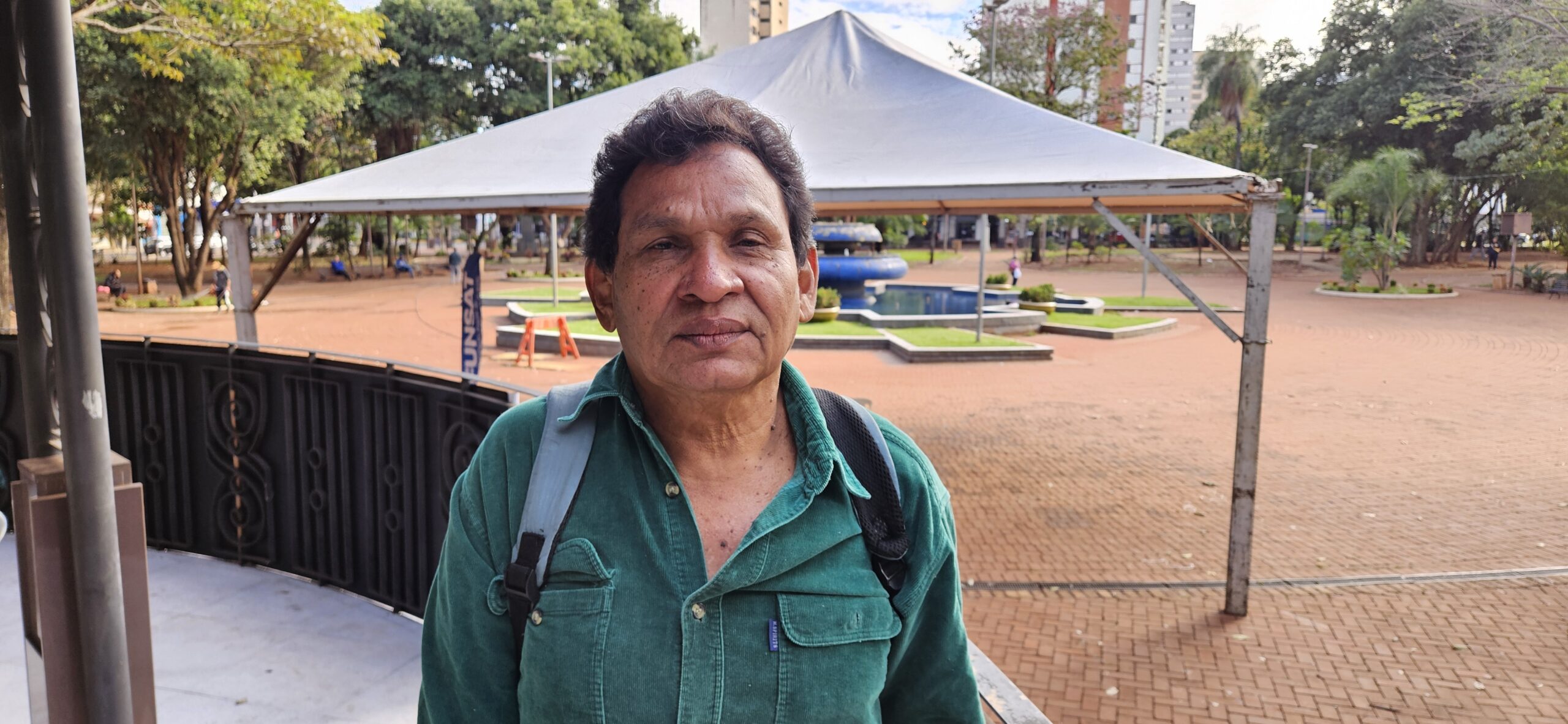 Emprega CG-Acolhe realiza atendimentos na Praça Ary Coelho com encaminhamentos para 200 vagas de emprego