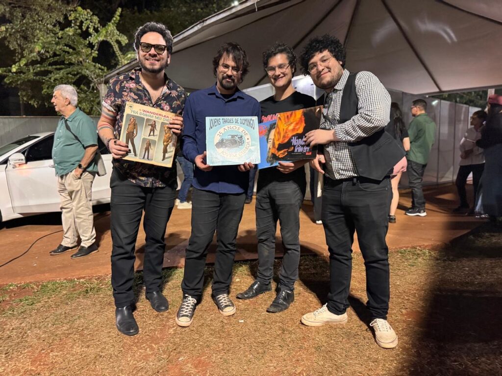 Noite da Seresta retorna em grande estilo à Praça do Rádio depois de 13 anos