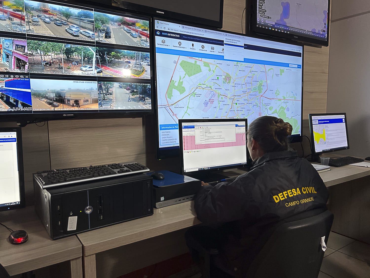 DEFESA CIVIL PREFCG Defesa Civil emite alerta de tempestade para Campo Grande