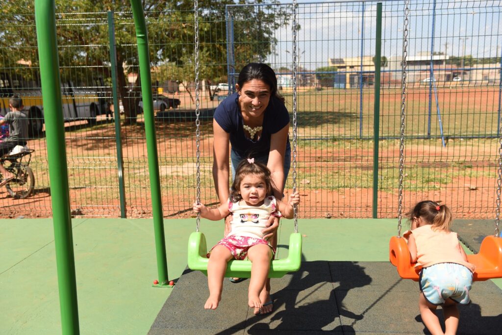 Novo playground leva alegria e transforma vida das famílias no Itamaracá Novo playground leva alegria e transforma vida das famílias no Itamaracá
