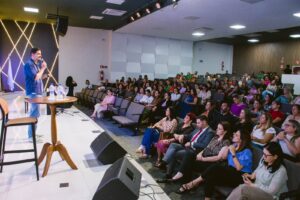 Prefeitura promove formação continuada em Educação Especial para profissionais da REME