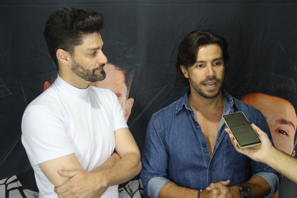 Munhoz & Mariano contagiam público em última noite de Cidade da Juventude