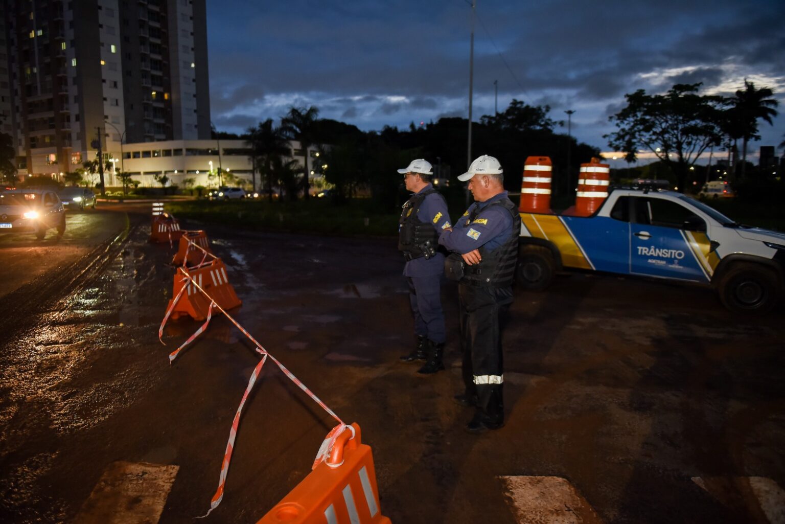 Defesa Civil mobiliza equipes após temporal em Campo Grande 2 WhatsApp Image 2025 11 13 at 19.20.00 1 defesa civil