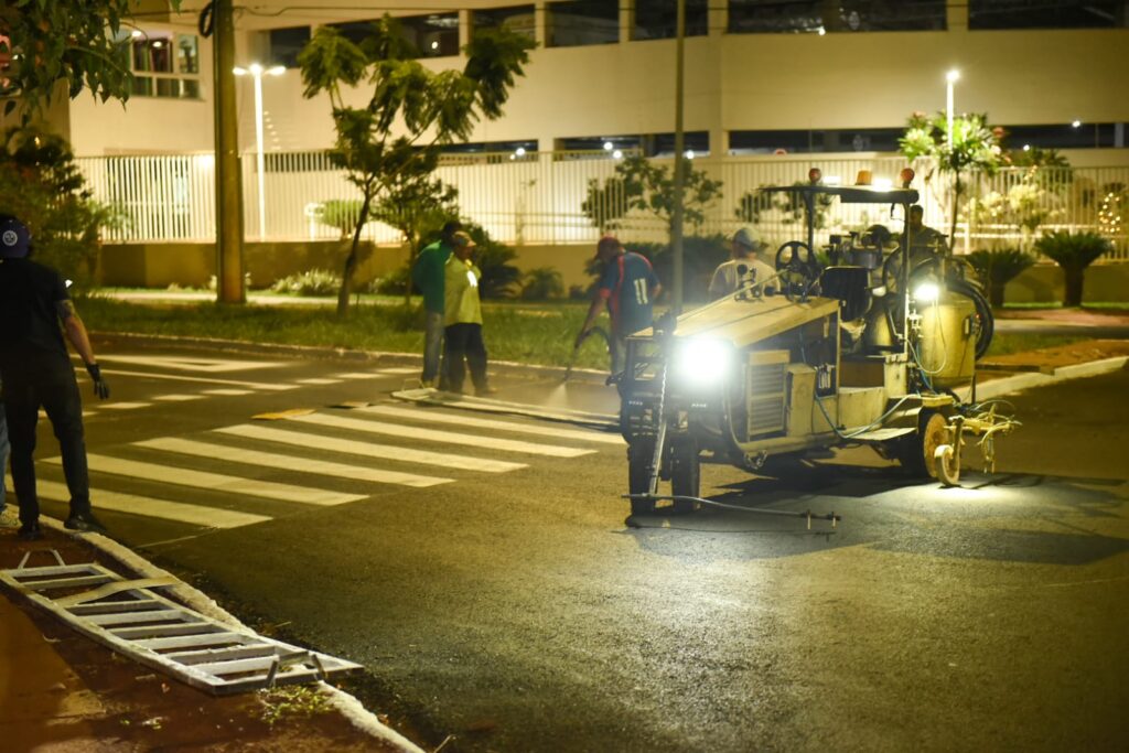 Prefeitura reforça segurança viária com revitalização da sinalização horizontal