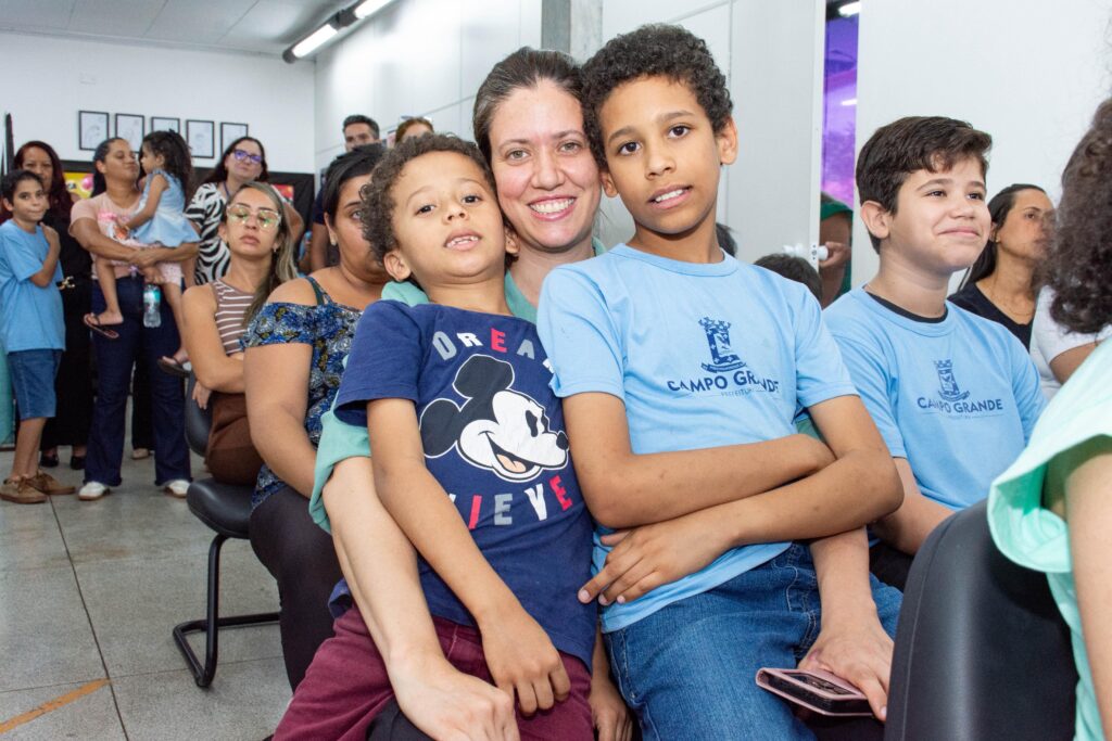 CMEEI realiza II Mostra Cultural e destaca talentos com altas habilidades CMEEI realiza II Mostra Cultural e destaca talentos com altas habilidades