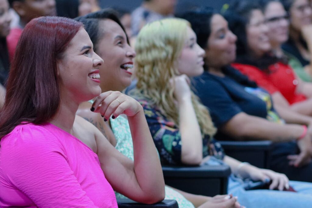 Última turma do Mulheres Mil em 2025 comemora rede de apoio e aprendizado Última turma do Mulheres Mil em 2025 comemora rede de apoio e aprendizado