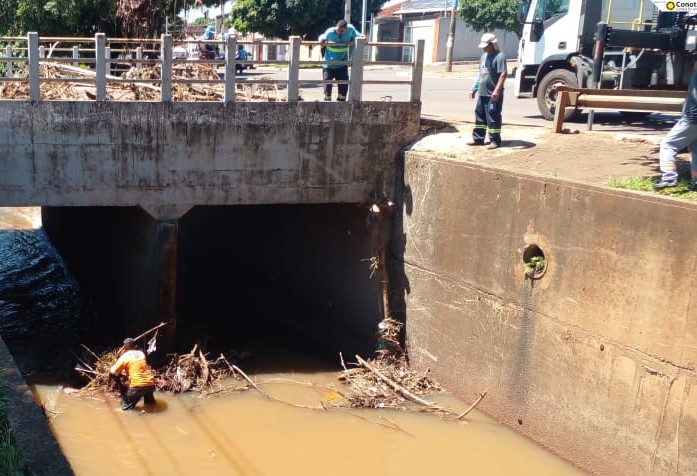 Equipes intensificam trabalho de limpeza e reparos pós chuvas
