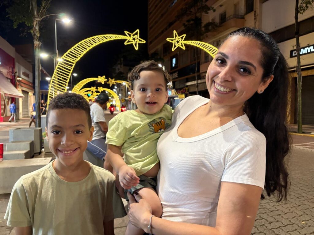 Parada Natalina encerra temporada com mais de 5 mil pessoas no Centro