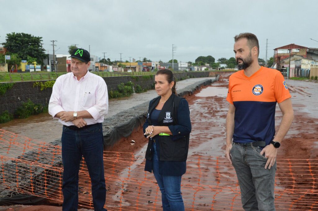 PrefCG mobiliza secretarias e elabora plano de recuperação pós-chuvas