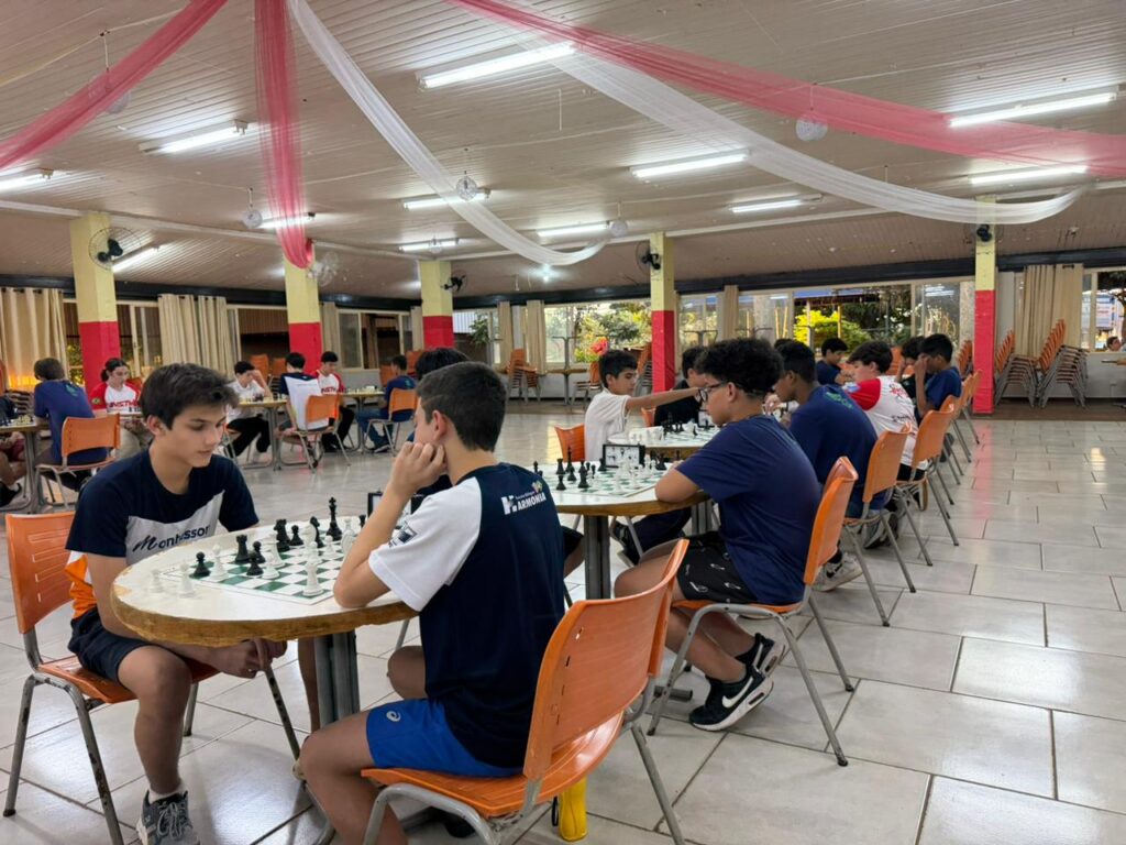 Jogos Escolares destacam xadrez e apoio das famílias