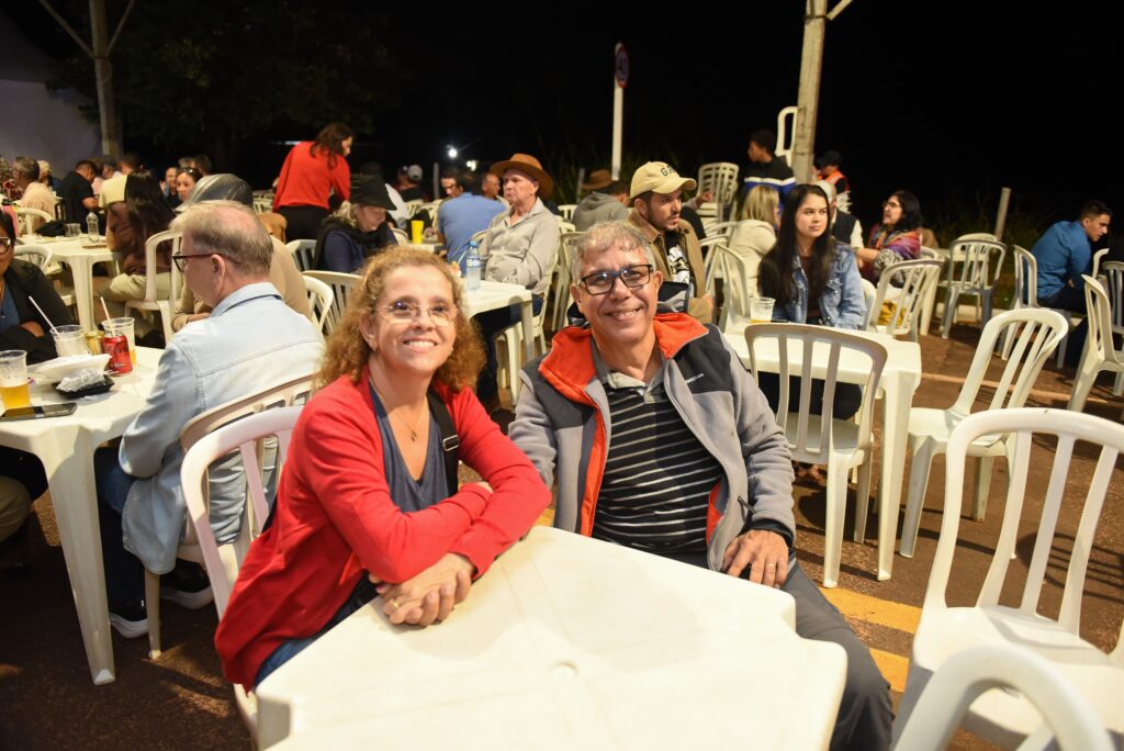 9 ª Festa do Queijo reúne 16 mil pessoas e supera R$ 1 milhão em vendas 9 ª Festa do Queijo reúne 16 mil pessoas e supera R$ 1 milhão em vendas
