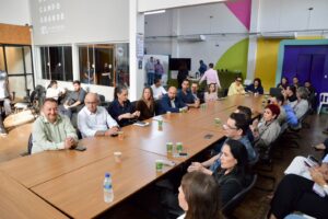 Prefeitura monitora metas da gestão em reunião estratégica