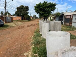 Obras de drenagem e asfalto chegam ao Los Angeles