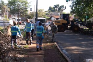 Prefeita vistoria áreas afetadas e reforça prioridade no pós-chuva