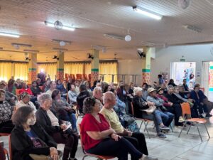 Palestra do Procon orienta idosos contra golpes