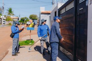 Vacinação casa a casa fortalece barreira contra a raiva em Campo Grande