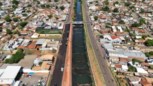 PrefCG inicia recapeamento na Avenida Ernesto Geisel