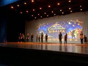 Alunos da Reme levam teatro e circo ao Glauce Rocha 