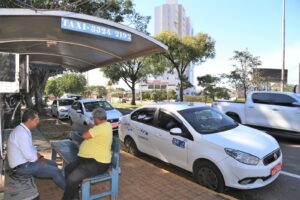 Publicadas novas regras para modernizar serviço de táxi 