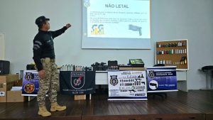 GCM capacita mais 30 guardas para uso de armas não letais