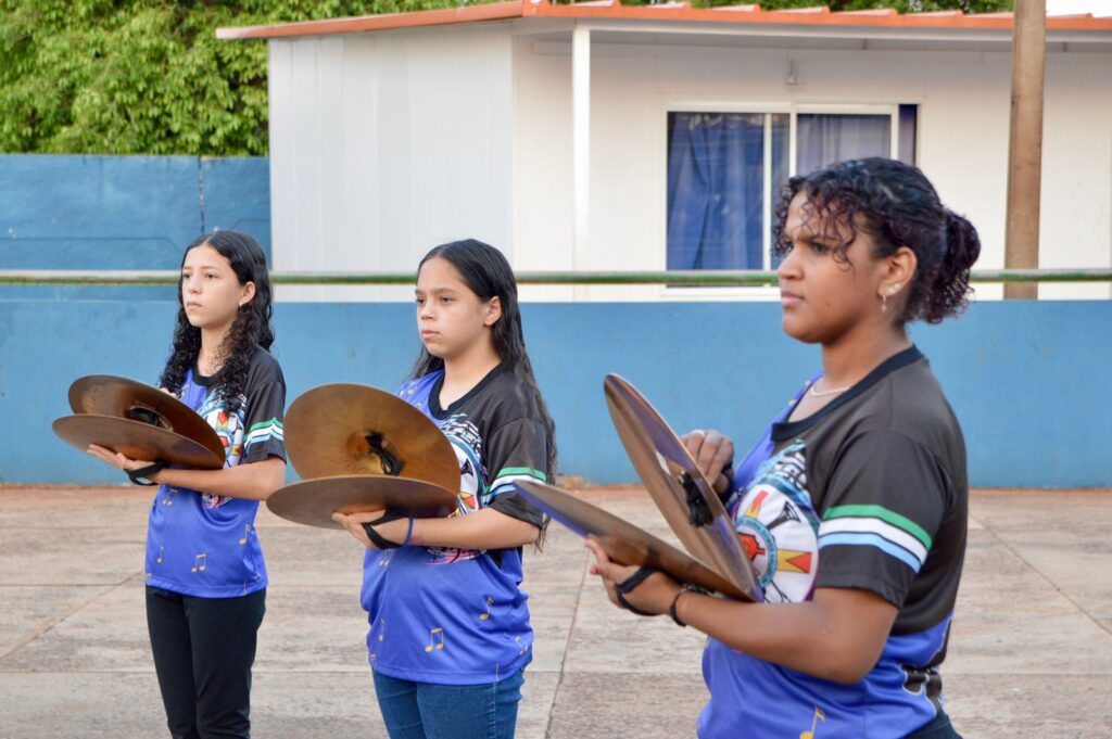 Bandas e Fanfarras transformam vidas: a música transcende gerações nas escolas municipais da Capital Bandas e Fanfarras transformam vidas: a música transcende gerações nas escolas municipais da Capital