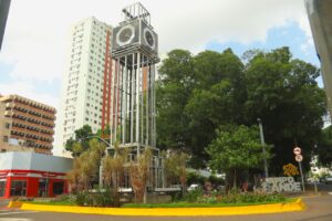 Manutenção flagra jardins destruídos na 14 de Julho 