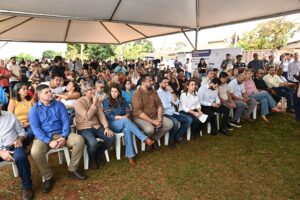 Moradores da Região do Lagoa comemoram a chegada de mais obras de drenagem e asfalto