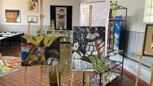 Exposição gratuita valoriza cultura brasileira na Biblioteca Municipal